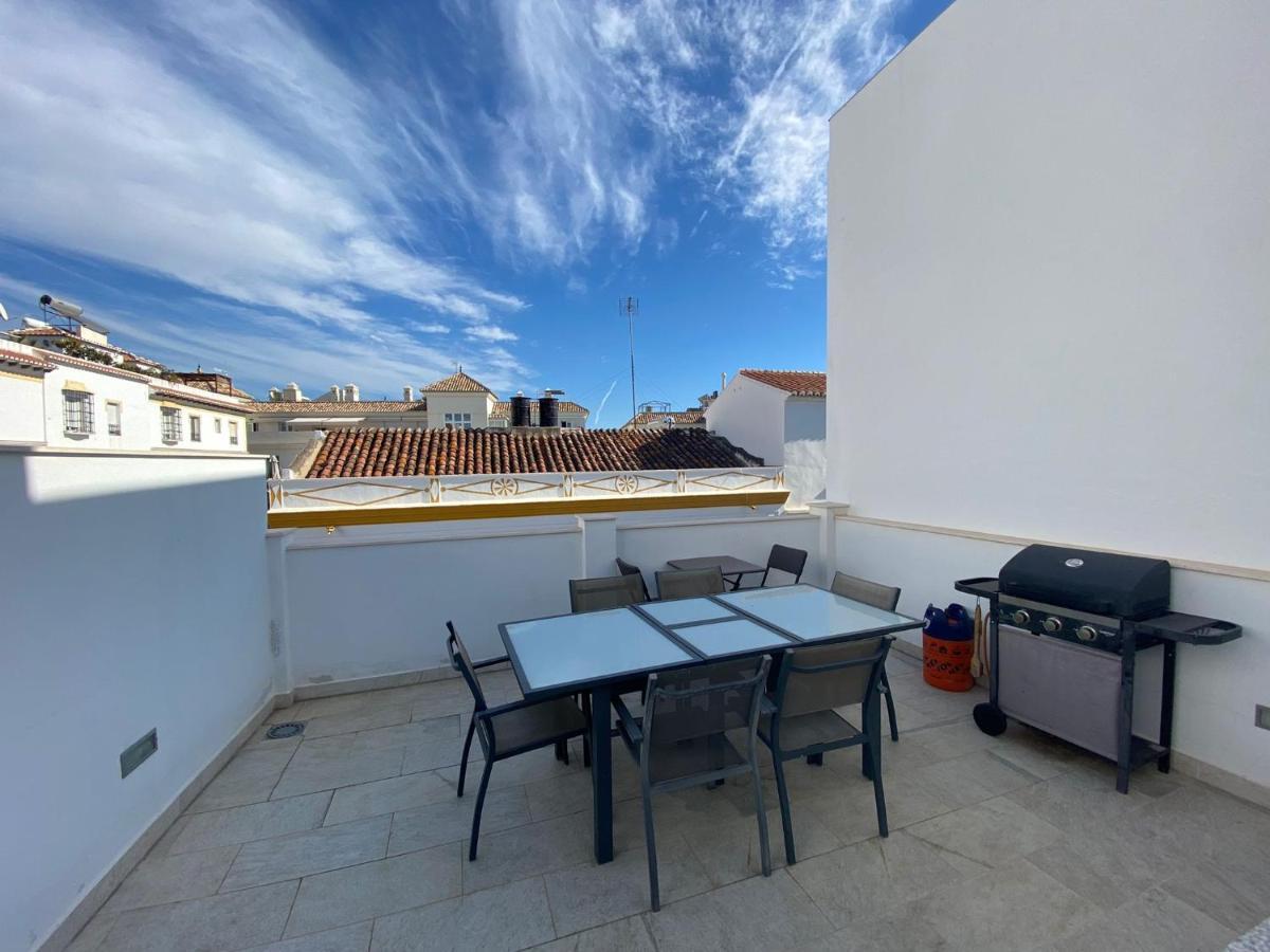 New Townhouse In The Heart Of Nerja With Jacuzzi Villa Exterior photo