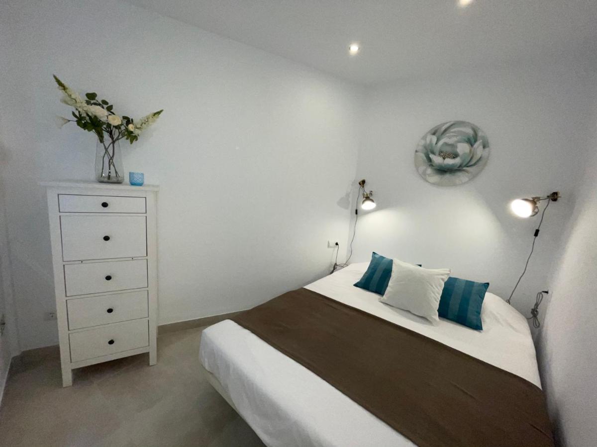 New Townhouse In The Heart Of Nerja With Jacuzzi Villa Exterior photo