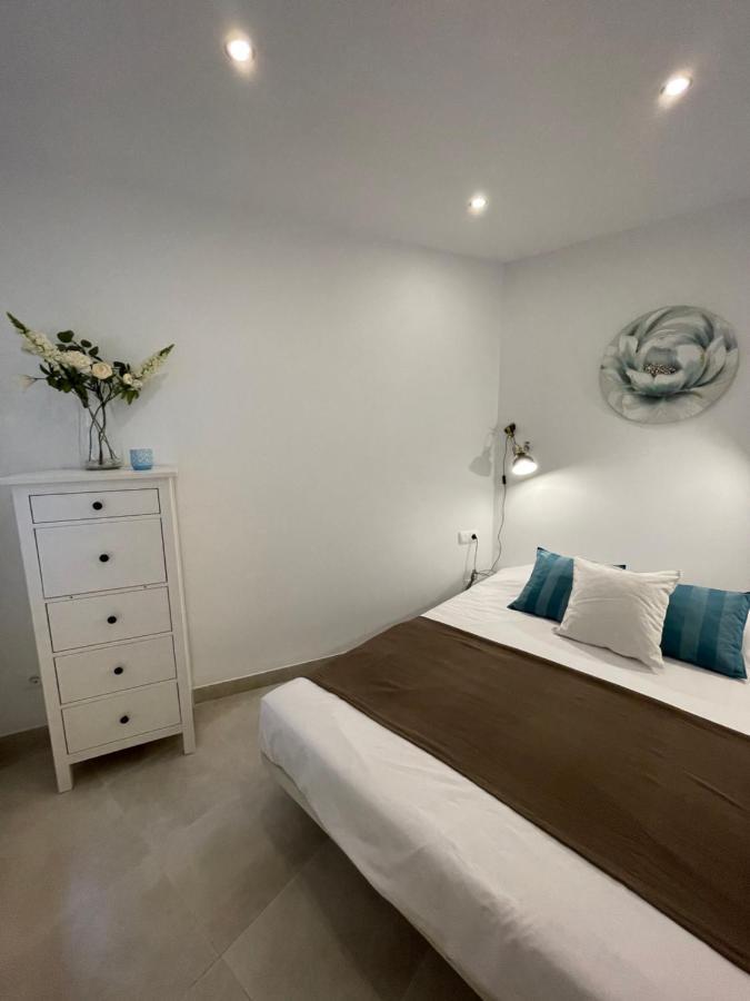New Townhouse In The Heart Of Nerja With Jacuzzi Villa Exterior photo