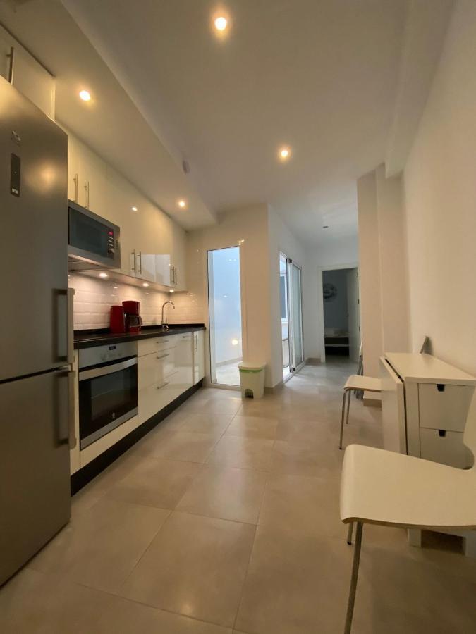 New Townhouse In The Heart Of Nerja With Jacuzzi Villa Exterior photo